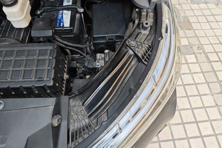 Used GAC Trumpchi M6 2019 270T Automatic Elite Edition (7-seater) China V Standard Engine Bay Left