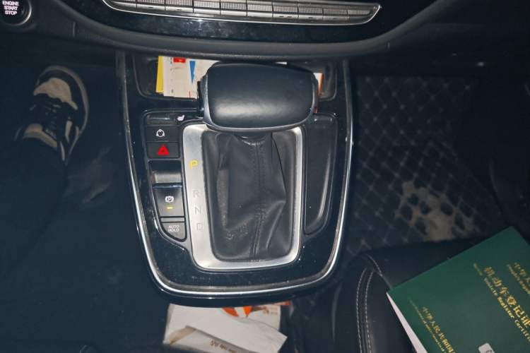 Used GAC Trumpchi M6 2019 270T DCT Prestige Edition (7-seater) China VI Gear Lever