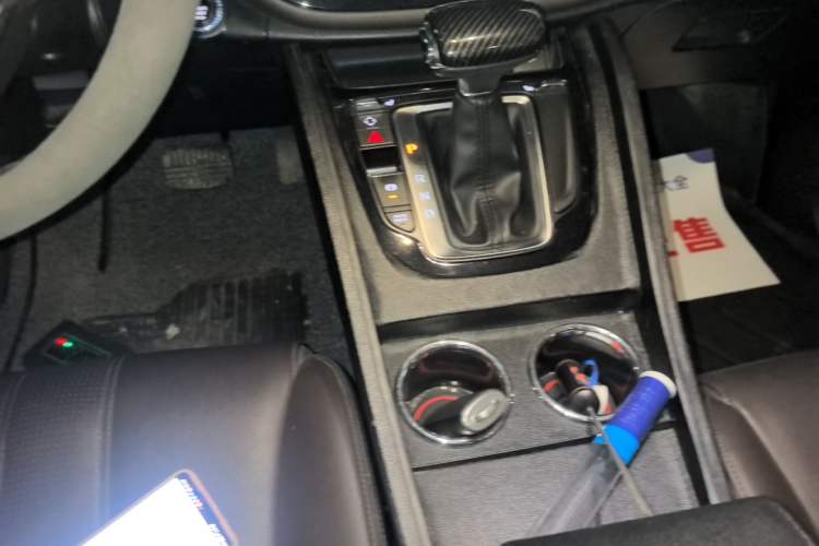 Used GAC Trumpchi M6 2019 270T Automatic Luxury Edition (7-seater) China V Standard Gear Lever