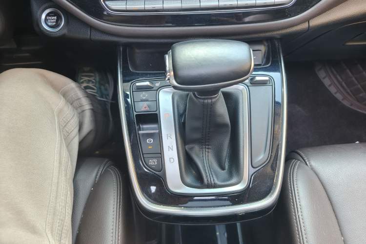 Used GAC Trumpchi M6 2019 270T Automatic Prestige Edition (6-seater) China V standard Gear Lever