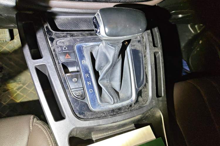 Used GAC Trumpchi M6 2019 270T DCT Luxury Edition (7-seater) China VI Gear Lever