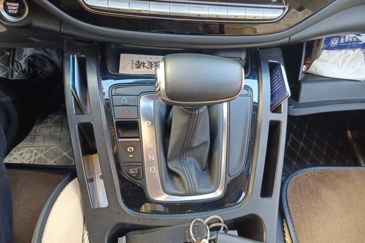 Used GAC Trumpchi M6 2019 270T DCT Luxury Edition (7-seater) China VI Gear Lever