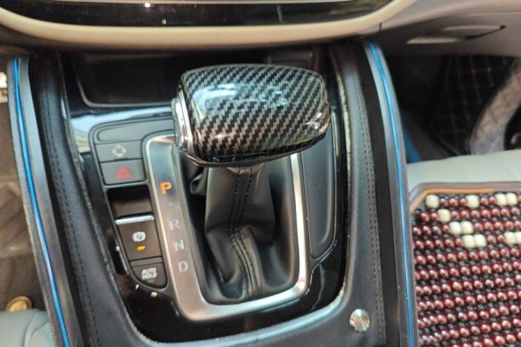 Used GAC Trumpchi M6 2019 270T Automatic Elite Edition (7-seater) China V Standard Gear Lever