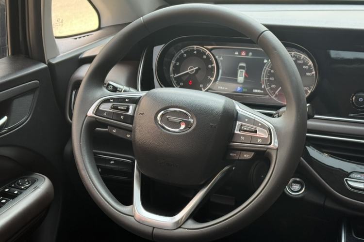 Used GAC Trumpchi M6 2019 270T Automatic Luxury Edition (6-seater) - China V Standard Interior 11