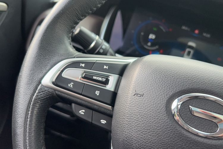 Used GAC Trumpchi M6 2019 270T Automatic Prestige Edition (6-seater) - China V Standard Interior 12