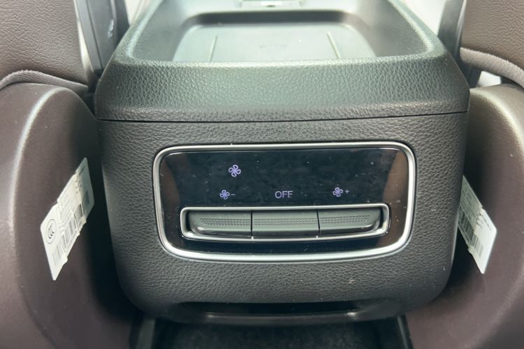 Used GAC Trumpchi M6 2019 270T Automatic Prestige Edition (6-seater) - China V Standard Interior 6