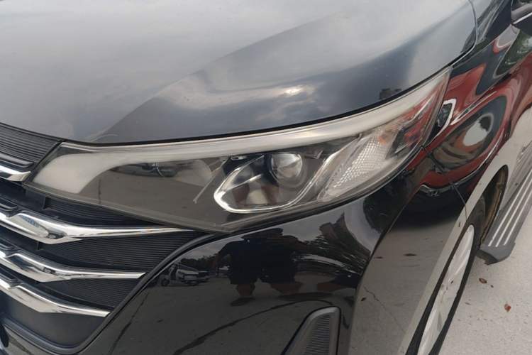Used GAC Trumpchi M6 2019 270T Automatic Luxury Edition (7-seater) China V Standard Left Front Headlight