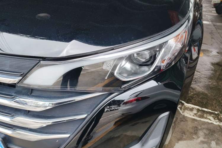 Used GAC Trumpchi M6 2019 270T Automatic Luxury Edition (7-seater) China V Standard Left Front Headlight