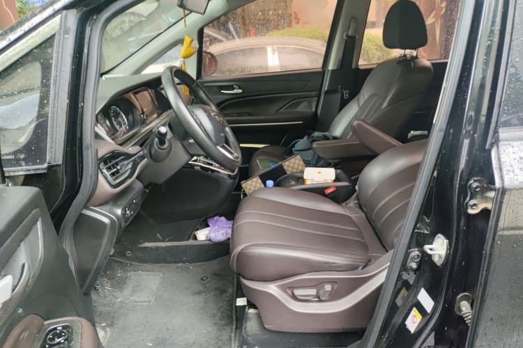 Used GAC Trumpchi M6 2019 270T Automatic Luxury Edition (7-seater) China V Standard Left Front Seat