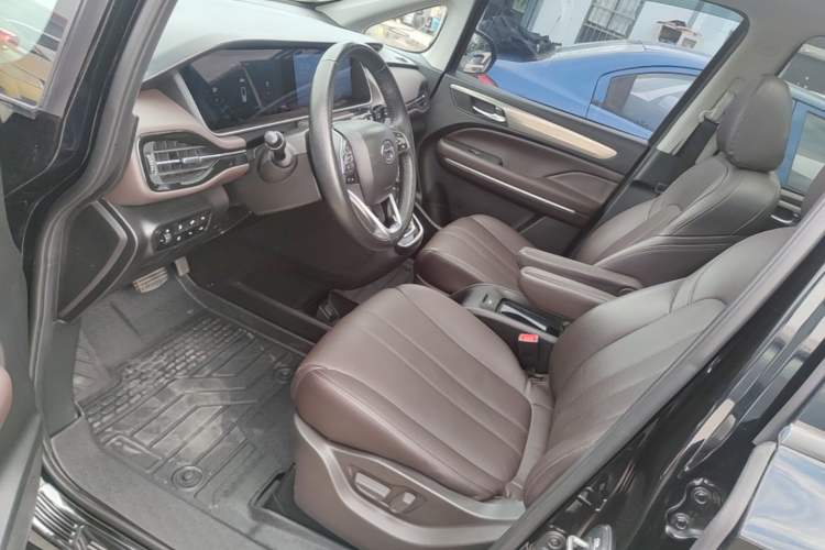 Used GAC Trumpchi M6 2019 270T Automatic Prestige Edition (7-seater) China V Standard Left Front Seat