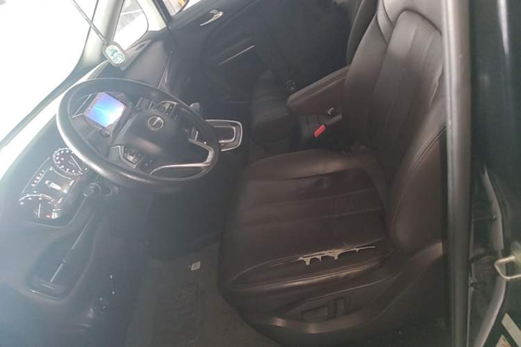 Used GAC Trumpchi M6 2019 270T Automatic Luxury Edition (7-seater) China V Standard Left Front Seat