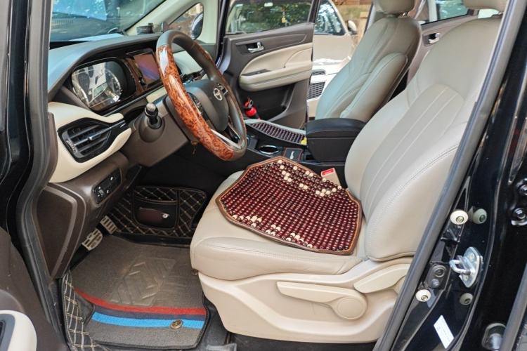 Used GAC Trumpchi M6 2019 270T Automatic Elite Edition (7-seater) China V Standard Left Front Seat