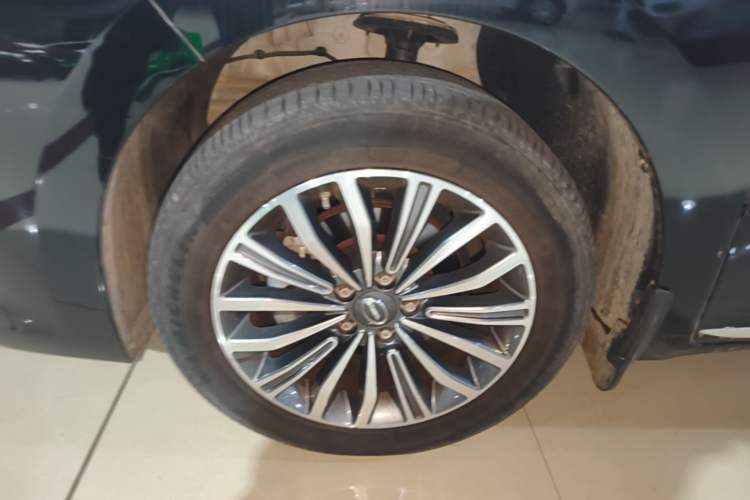 Used GAC Trumpchi M6 2019 270T Automatic Luxury Edition (7-seater) China V Standard Left Front Wheel Hub
