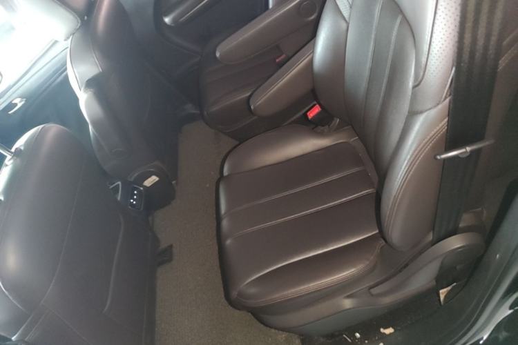 Used GAC Trumpchi M6 2019 270T Automatic Luxury Edition (7-seater) China V Standard Left Rear Seat