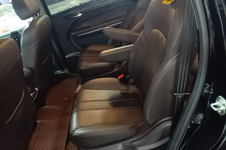 Used GAC Trumpchi M6 2019 270T DCT Prestige Edition (7-seater) China VI Left Rear Seat