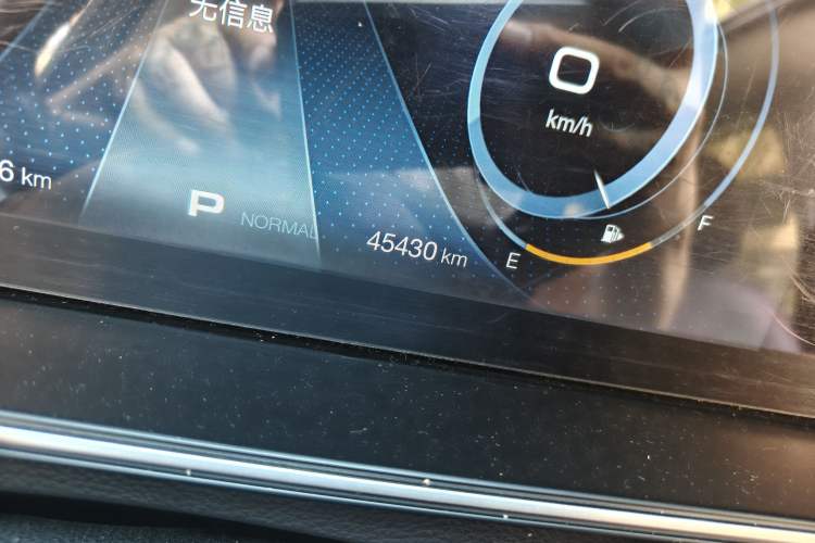 Used GAC Trumpchi M6 2019 270T Automatic Prestige Edition (6-seater) China V standard Odometer Close Up