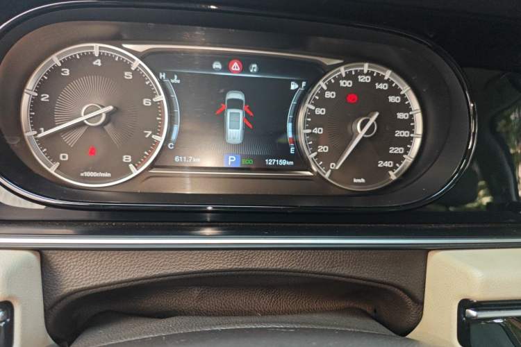 Used GAC Trumpchi M6 2019 270T Automatic Elite Edition (7-seater) China V Standard Odometer Close Up
