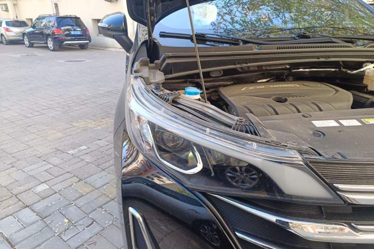 Used GAC Trumpchi M6 2019 270T DCT Luxury Edition (7-seater) China VI Right Front Headlight