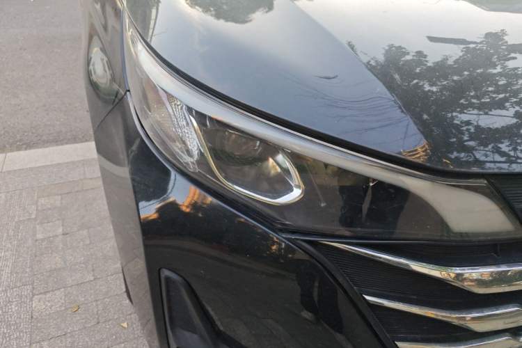 Used GAC Trumpchi M6 2019 270T DCT Luxury Edition (7-seater) China VI Right Front Headlight