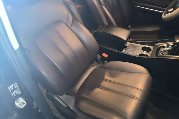 Used GAC Trumpchi M6 2019 270T Automatic Luxury Edition (7-seater) China V Standard Right Front Seat