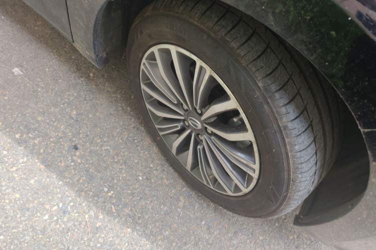 Used GAC Trumpchi M6 2019 270T DCT Luxury Edition (7-seater) China VI Right Front Wheel Hub