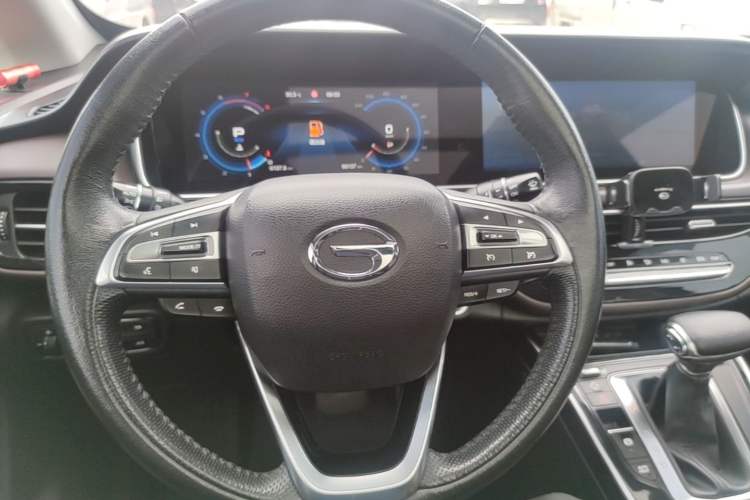 Used GAC Trumpchi M6 2019 270T Automatic Prestige Edition (7-seater) China V Standard Steering Wheel