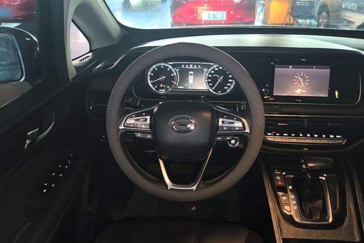 Used GAC Trumpchi M6 2019 270T Automatic Luxury Edition (7-seater) China V Standard Steering Wheel