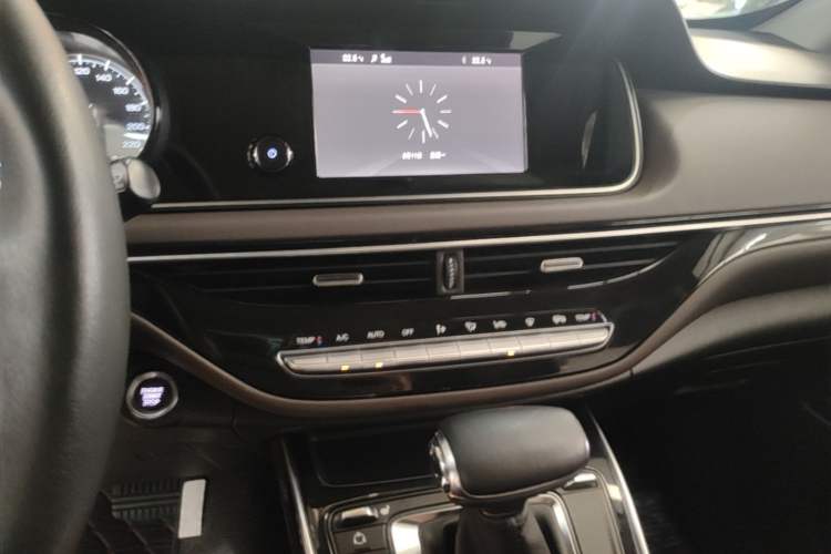 Used GAC Trumpchi M6 2019 270T DCT Luxury Edition (6-seater) China VI Audio And AC Panel