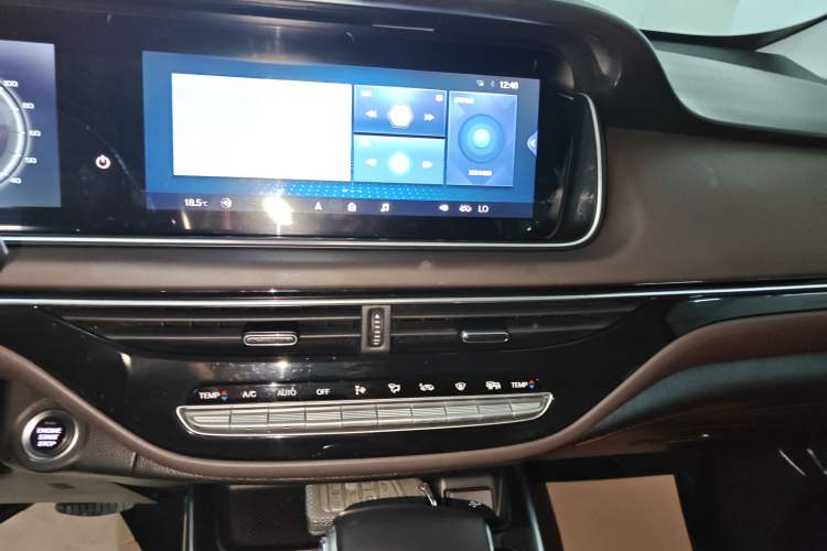 Used GAC Trumpchi M6 2019 270T DCT Prestige Edition (6-Seater) China VI Audio And AC Panel
