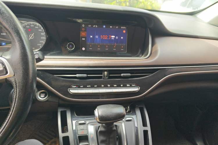 Used GAC Trumpchi M6 2019 270T DCT Luxury Edition (7-seater) China VI Audio And AC Panel