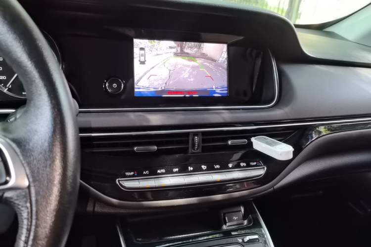 Used GAC Trumpchi M6 2019 270T DCT Luxury Edition (6-seater) China VI Audio And AC Panel