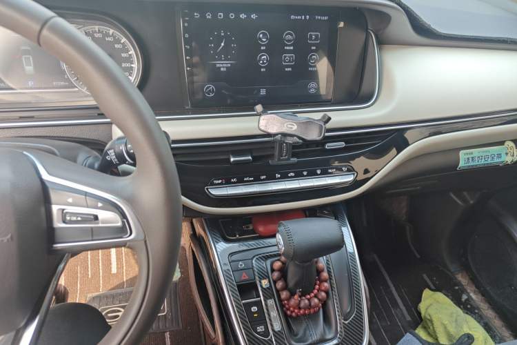 Used GAC Trumpchi M6 2019 270T DCT Elite Edition (7-seater) China VI Audio And AC Panel