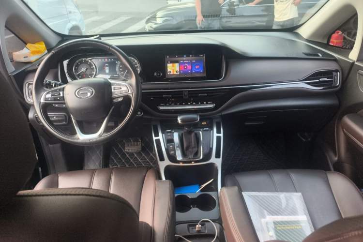Used GAC Trumpchi M6 2019 270T DCT Luxury Edition (7-seater) China VI Center Console