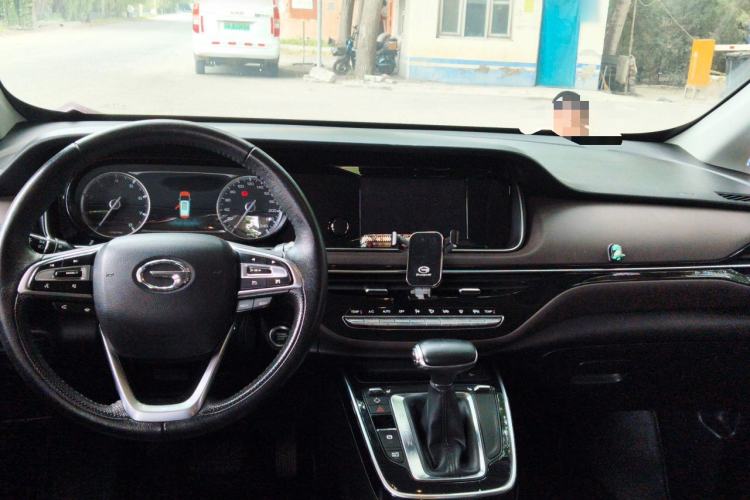 Used GAC Trumpchi M6 2019 270T Automatic Luxury Edition (7-seater) China V Standard Center Console