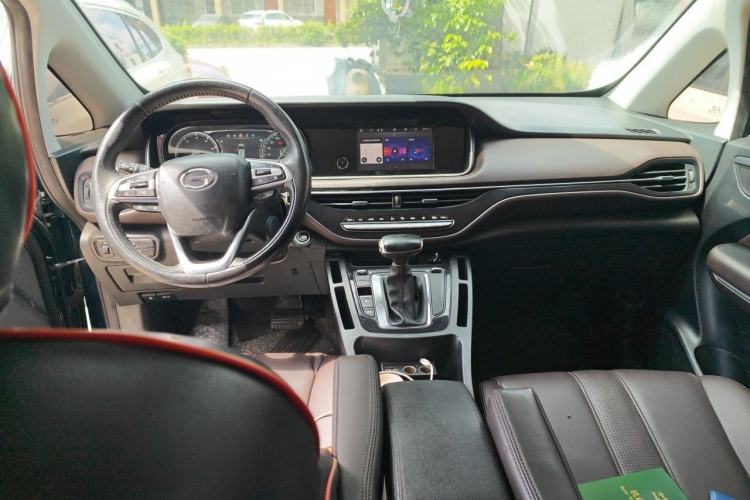 Used GAC Trumpchi M6 2019 270T DCT Luxury Edition (7-seater) China VI Center Console