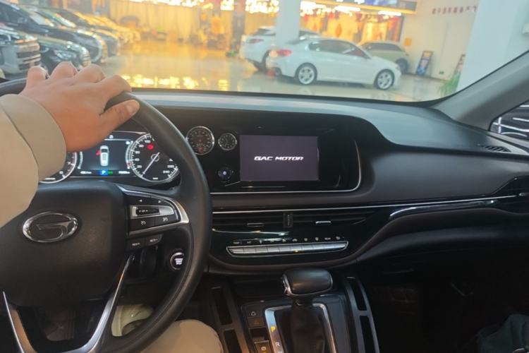 Used GAC Trumpchi M6 2019 270T DCT Luxury Edition (7-seater) China VI Center Console