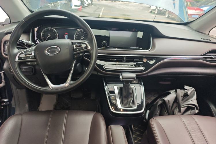 Used GAC Trumpchi M6 2019 270T DCT Luxury Edition (7-seater) China VI Center Console
