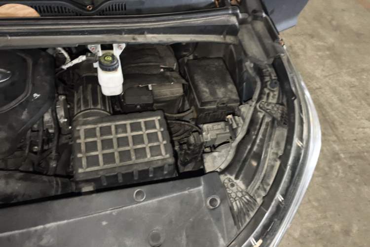 Used GAC Trumpchi M6 2019 270T DCT Luxury Edition (7-seater) China VI Engine Bay Left