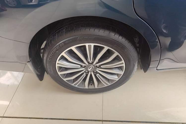Used GAC Trumpchi M6 2019 270T DCT Luxury Edition (6-seater) China VI Exterior 5