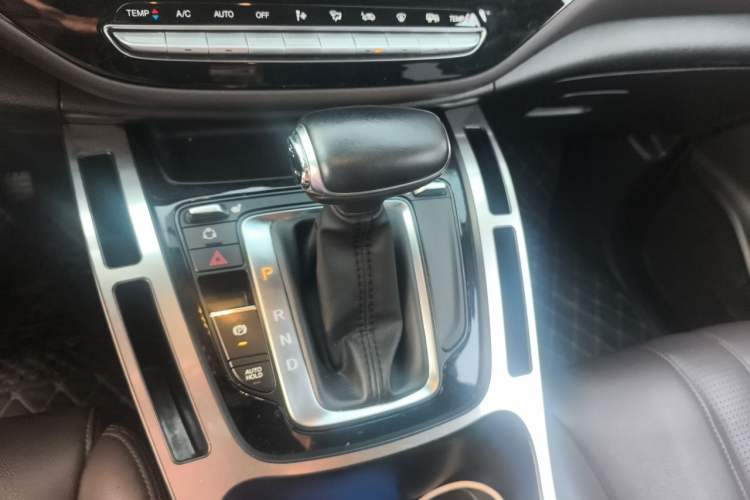 Used GAC Trumpchi M6 2019 270T DCT Luxury Edition (7-seater) China VI Gear Lever