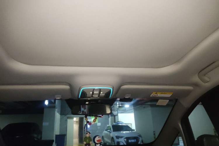 Used GAC Trumpchi M6 2019 270T DCT Prestige Edition (7-seater) China VI Headliner