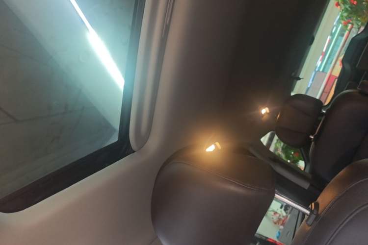 Used GAC Trumpchi M6 2019 270T DCT Luxury Edition (7-seater) China VI Headliner