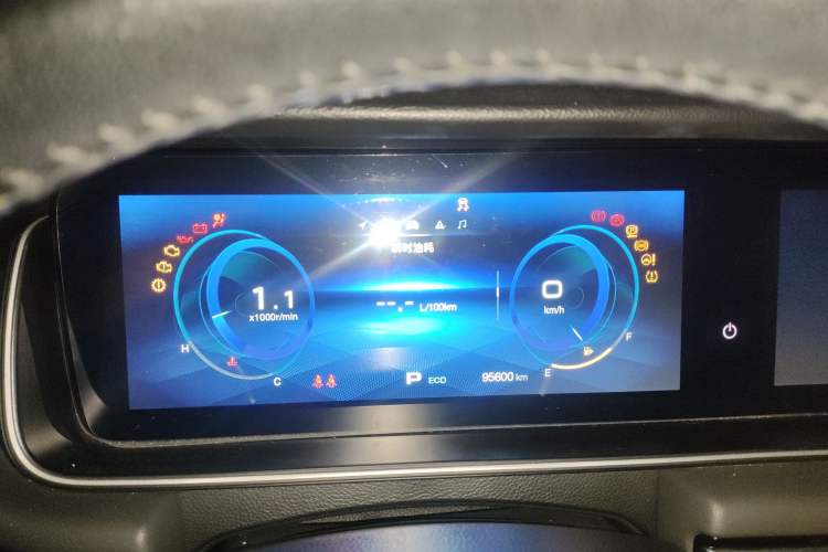 Used GAC Trumpchi M6 2019 270T DCT Prestige Edition (7-seater) China VI Instrument Cluster