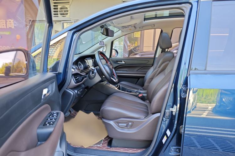 Used GAC Trumpchi M6 2019 270T DCT Luxury Edition (6-seater) China VI Interior 2