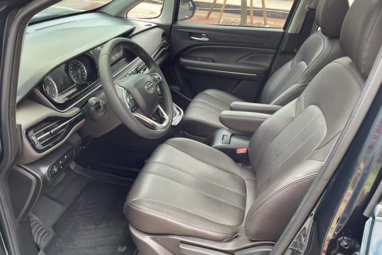 Used GAC Trumpchi M6 2019 270T DCT Luxury Edition (7-seater) China VI Interior 3