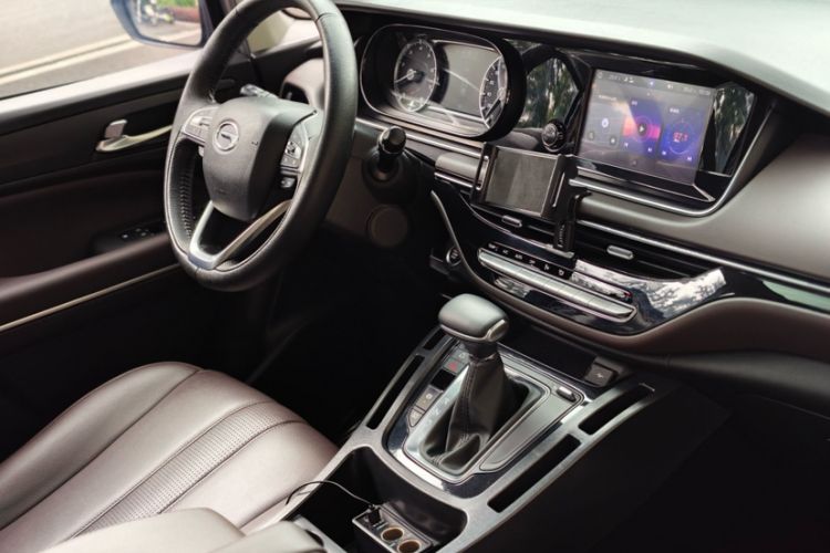 Used GAC Trumpchi M6 2019 270T DCT Luxury Edition (7-seater) China VI Interior 3