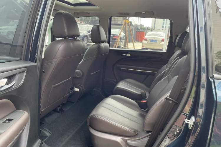 Used GAC Trumpchi M6 2019 270T DCT Luxury Edition (7-seater) China VI Interior 4