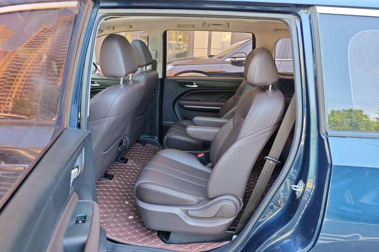 Used GAC Trumpchi M6 2019 270T DCT Luxury Edition (6-seater) China VI Interior 4