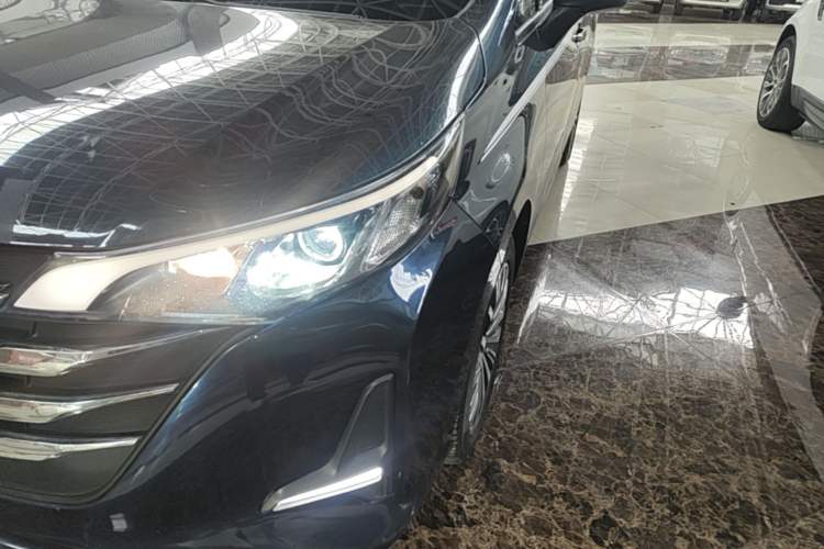 Used GAC Trumpchi M6 2019 270T DCT Luxury Edition (7-seater) China VI Left Front Headlight
