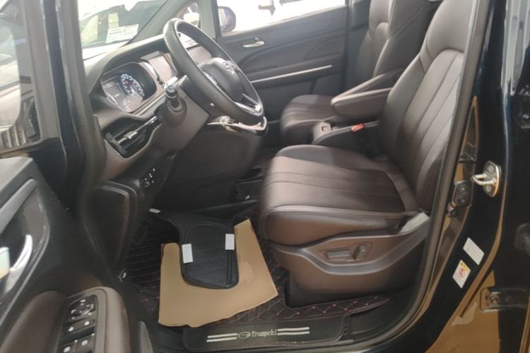 Used GAC Trumpchi M6 2019 270T DCT Luxury Edition (6-seater) China VI Left Front Seat